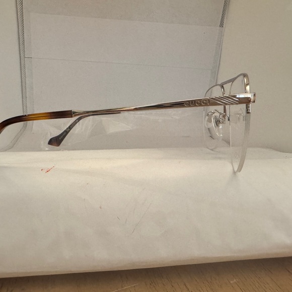 Brand new Gucci eyeglasses - Picture 4 of 4